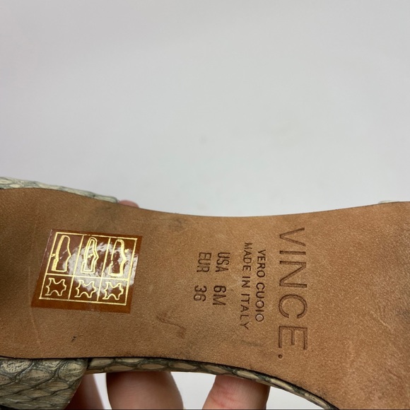 Vince Aurelian d'Orsay Pump Snakeskin - Picture 5 of 6